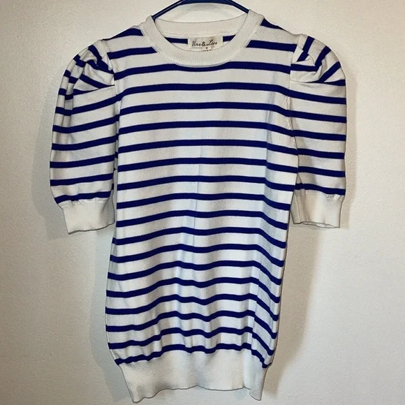 🌹NWOT:VINE & LOVE PUUFED SHORT SLEEVES KNIT SWEATER - Picture 2 of 7